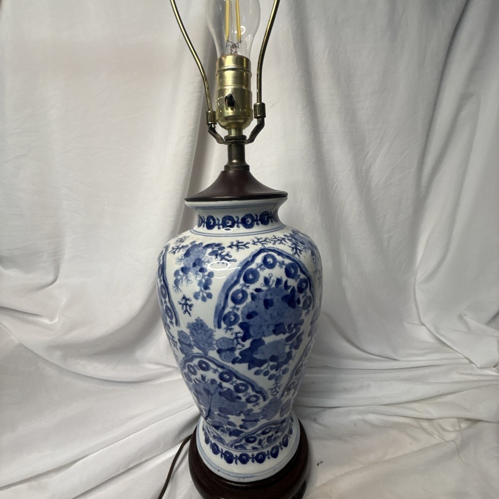 Vintage Blue & White Porcelain Ginger Jar  Table Lamp Japan Delft Wood Base MCM